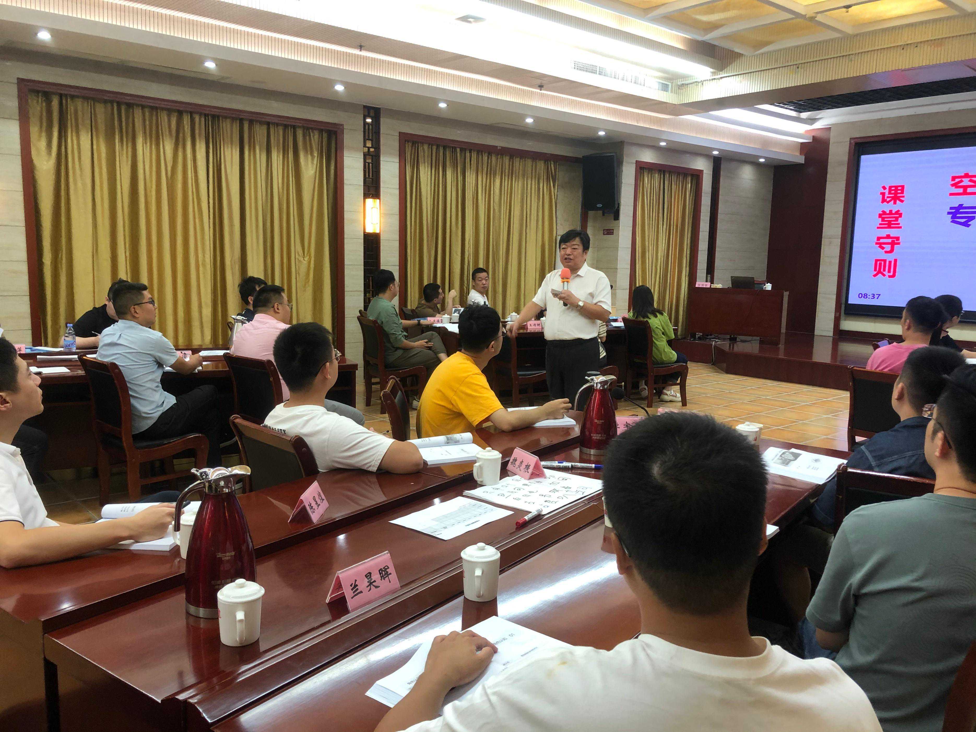 1946-2006年出生的属马人太幸运！全家福气爆棚，好事接二连三