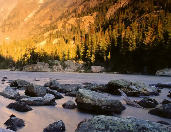 脸上这3个特征，竟是富贵命的标志？气质出众！